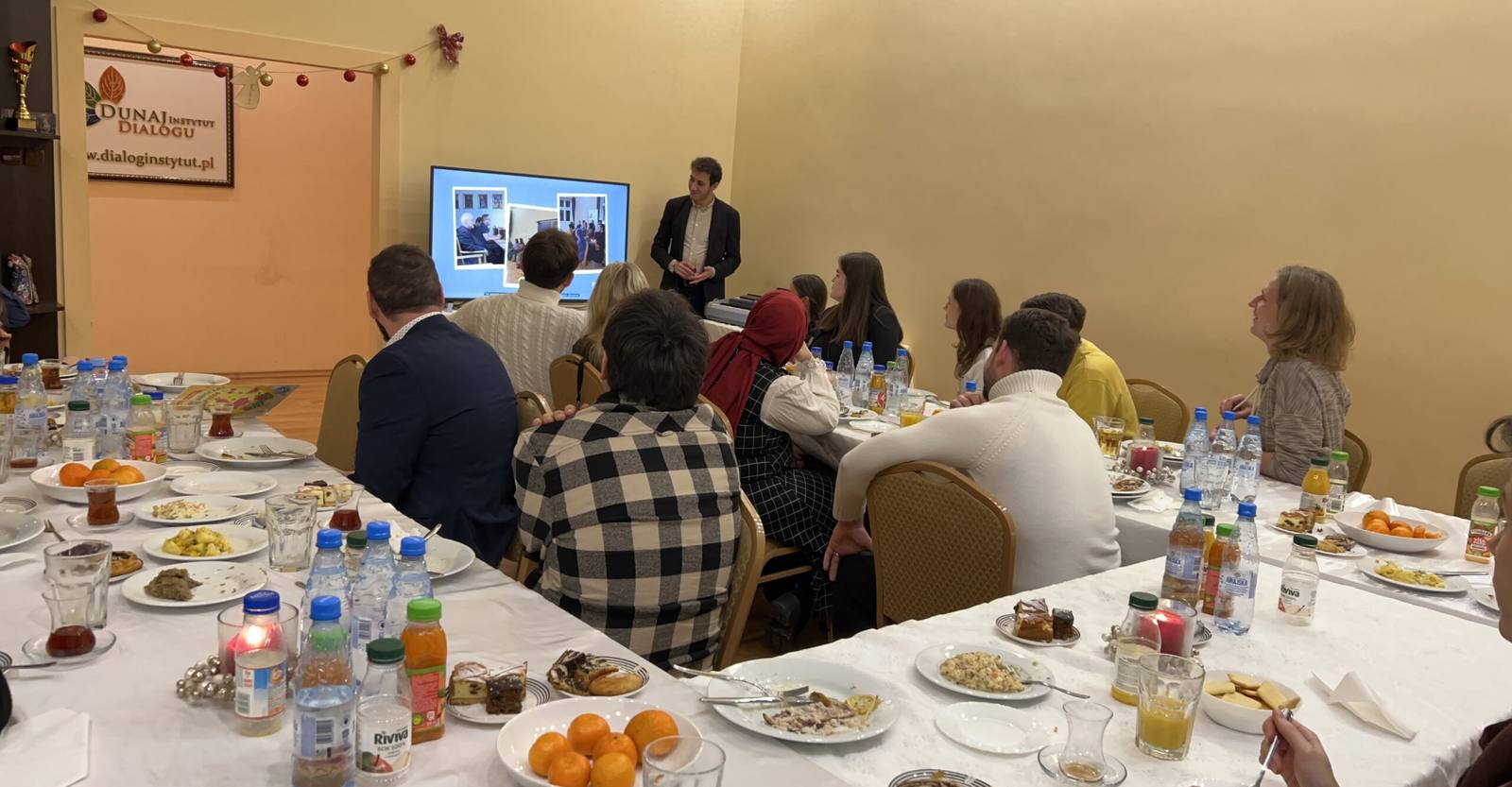 Międzykulturowe Kolacje: Iftary i Wigilie